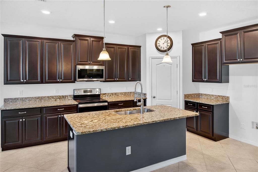 13415 WHITE SAPPHIRE ROAD photo 16