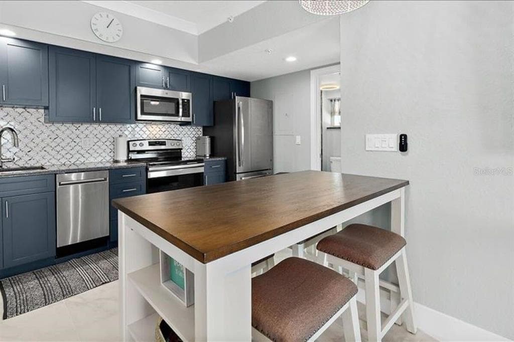 611 S ATLANTIC AVENUE 4512 photo 18