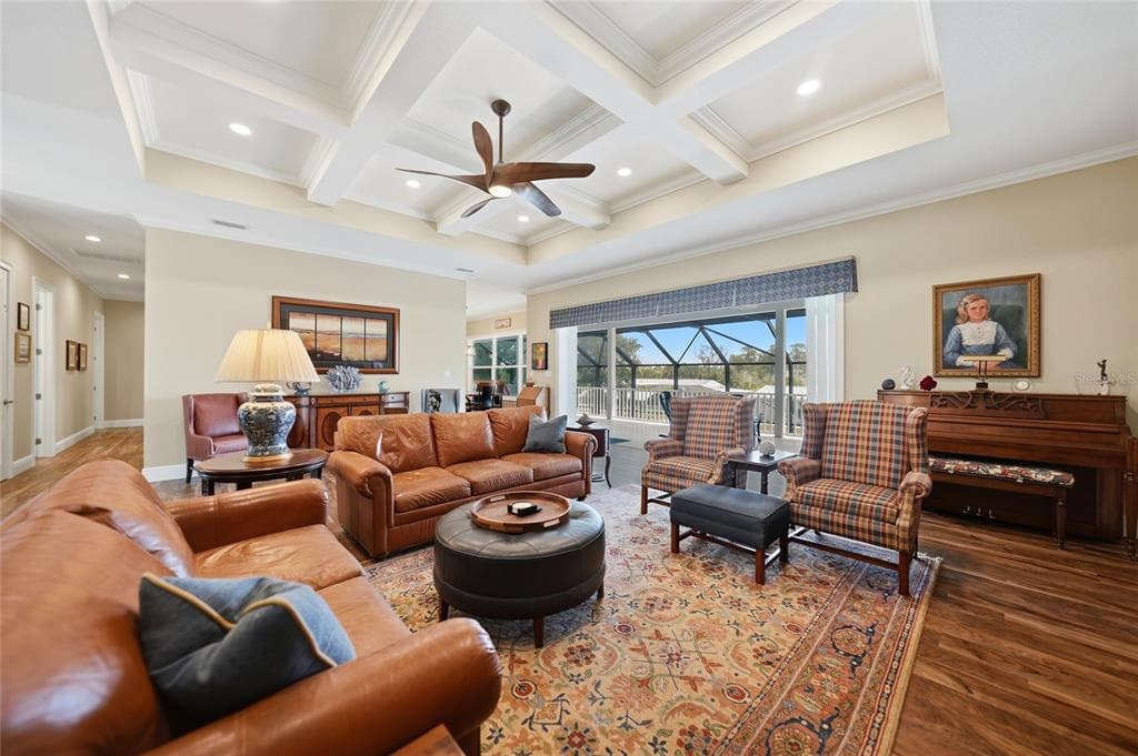 9240 PINE COVE DRIVE photo 13