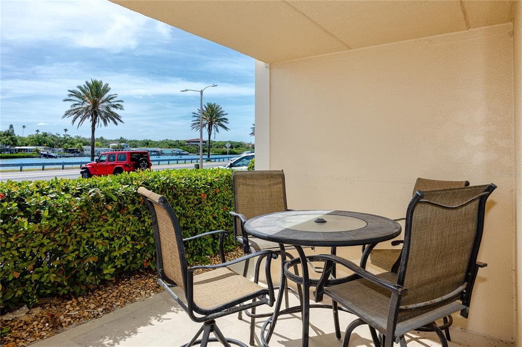 50 GULF BOULEVARD 108 photo 21