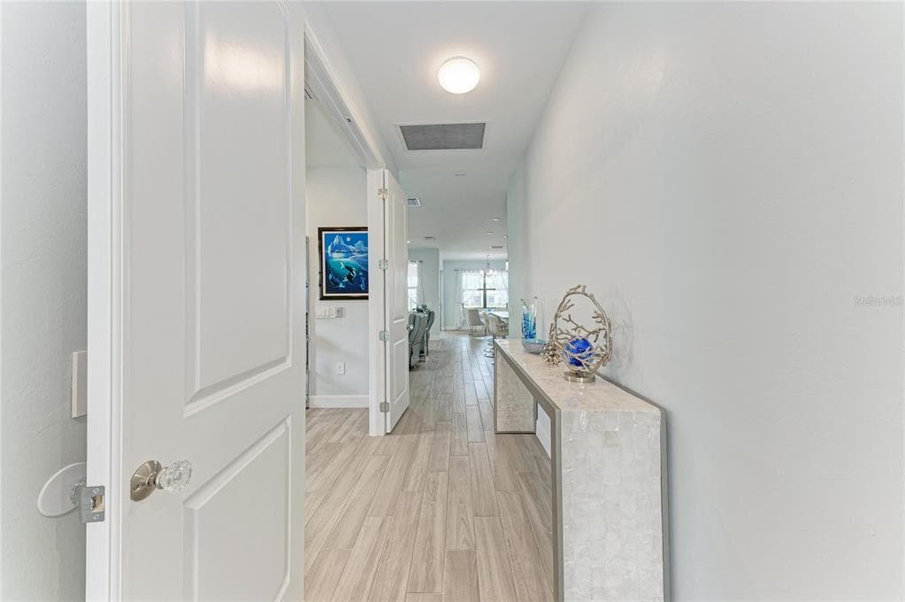 7412 SUMMERLAND COVE photo 10