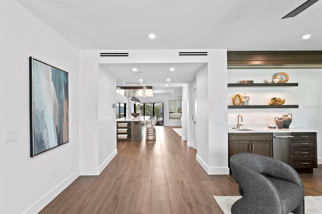 201 N HARBOR DRIVE photo 8