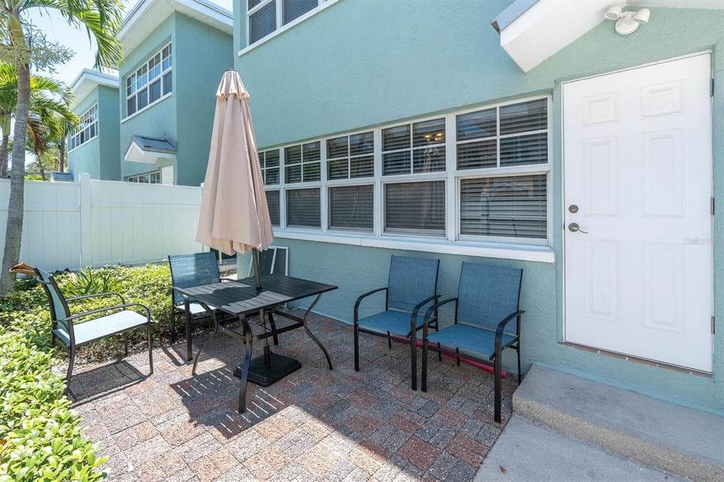 19417 GULF BOULEVARD E103 photo 19