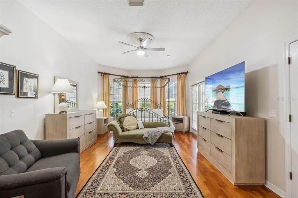 5626 BAY SIDE DRIVE photo 17