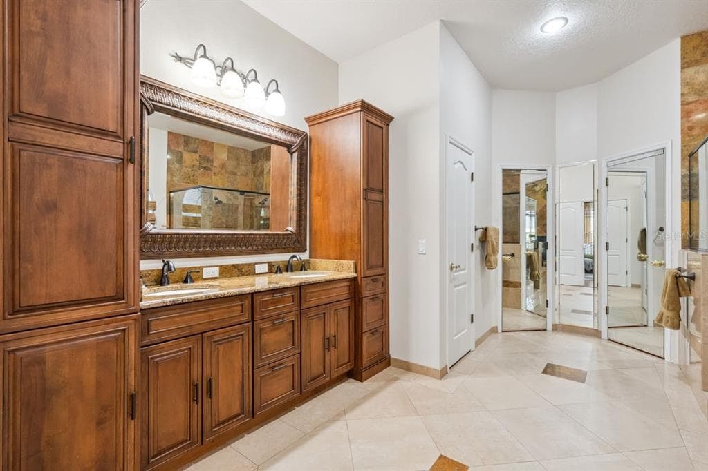 5626 BAY SIDE DRIVE photo 18
