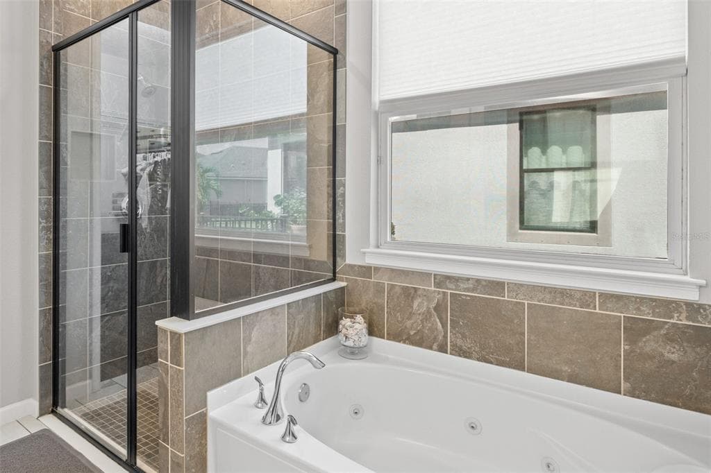 5213 HORIZON COVE photo 21