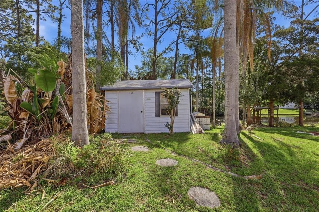 122 BELLEAIRE DRIVE photo 10