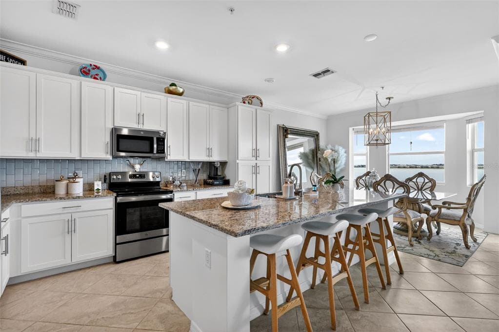 43050 GREENWAY BOULEVARD 645 photo 5