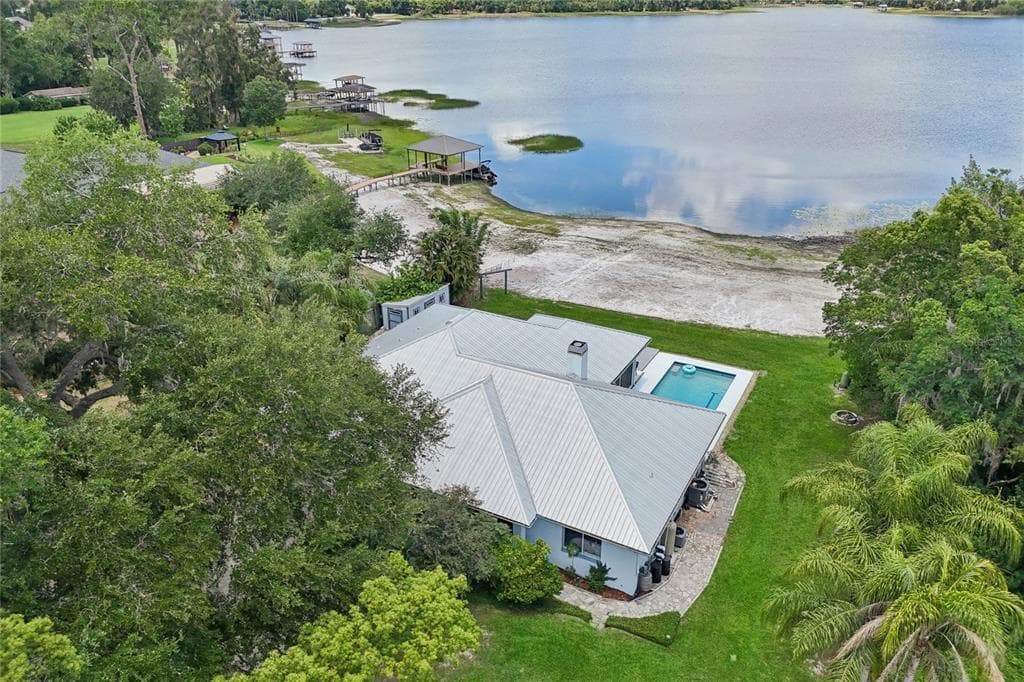8701 LAKE CALM LANE photo 10