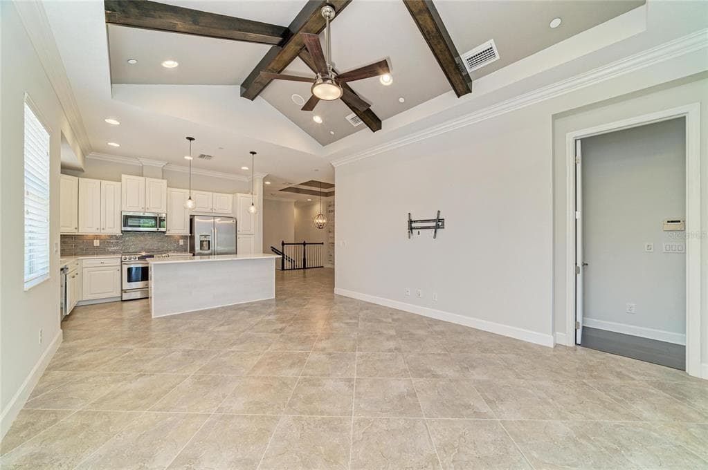 340 SAPPHIRE LAKE DRIVE 201 photo 23
