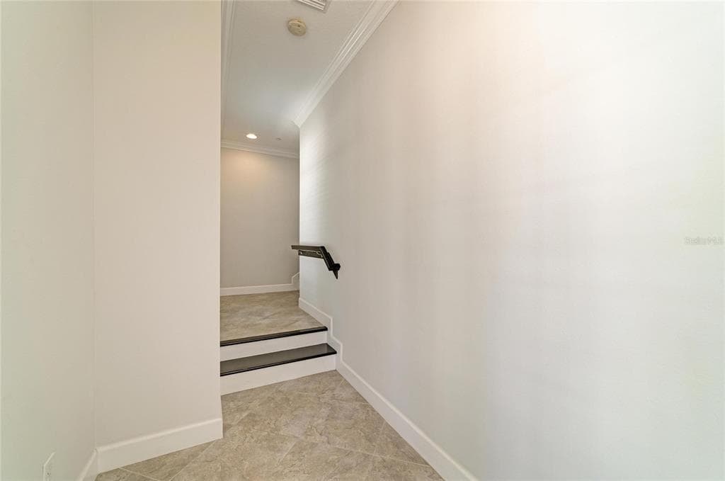 340 SAPPHIRE LAKE DRIVE 201 photo 6