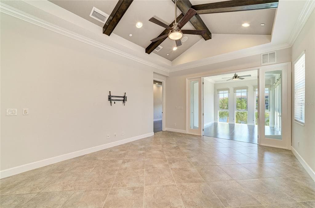 340 SAPPHIRE LAKE DRIVE 201 photo 22