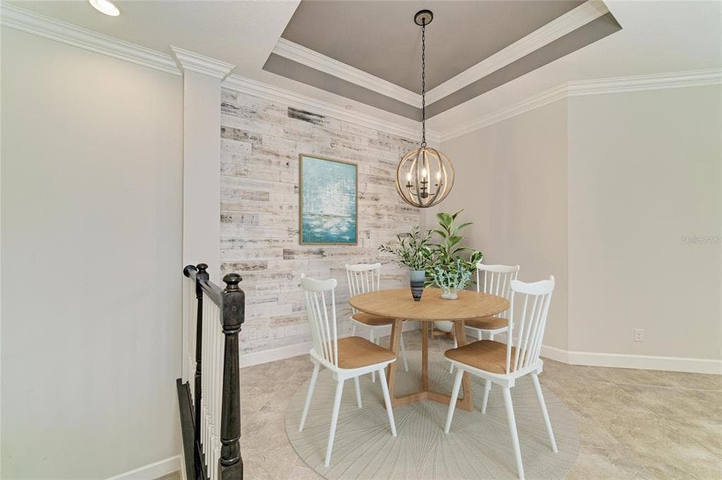 340 SAPPHIRE LAKE DRIVE 201 photo 7