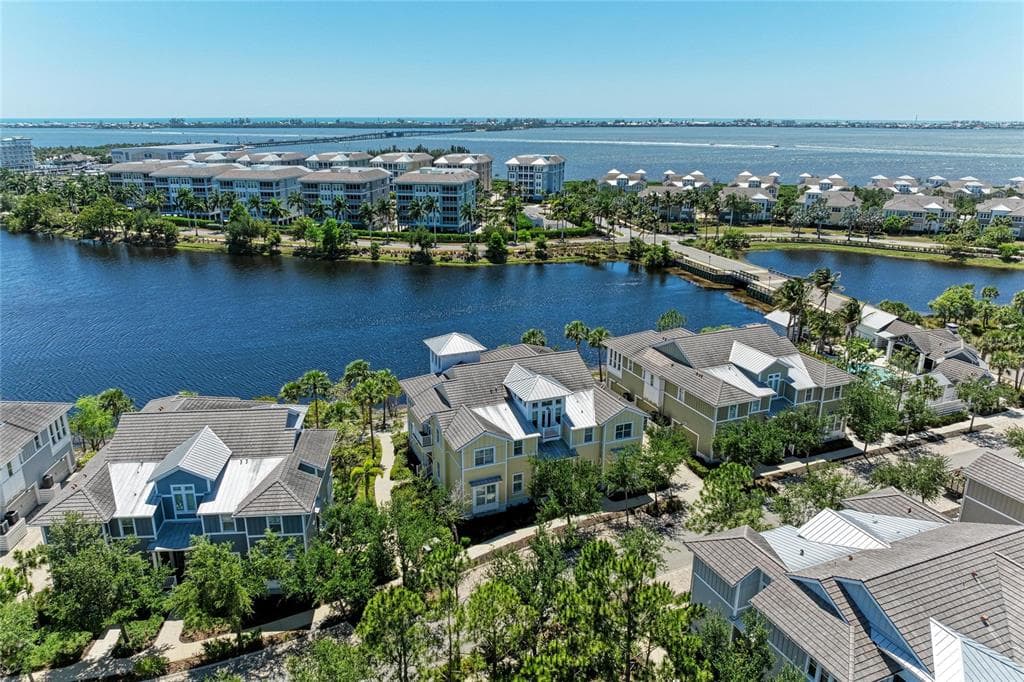 340 SAPPHIRE LAKE DRIVE 201 photo 1