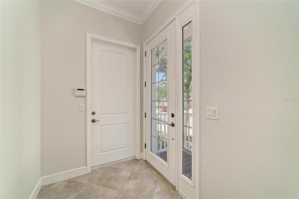 340 SAPPHIRE LAKE DRIVE 201 photo 5