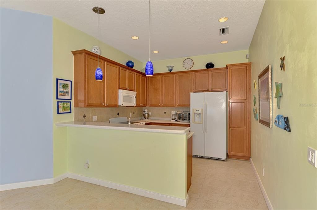 6099 BENEVENTO DRIVE photo 10