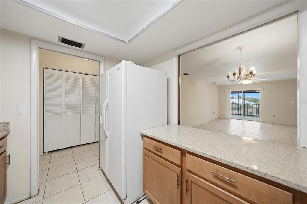 1432 MEDITERRANEAN DRIVE 2B photo 10