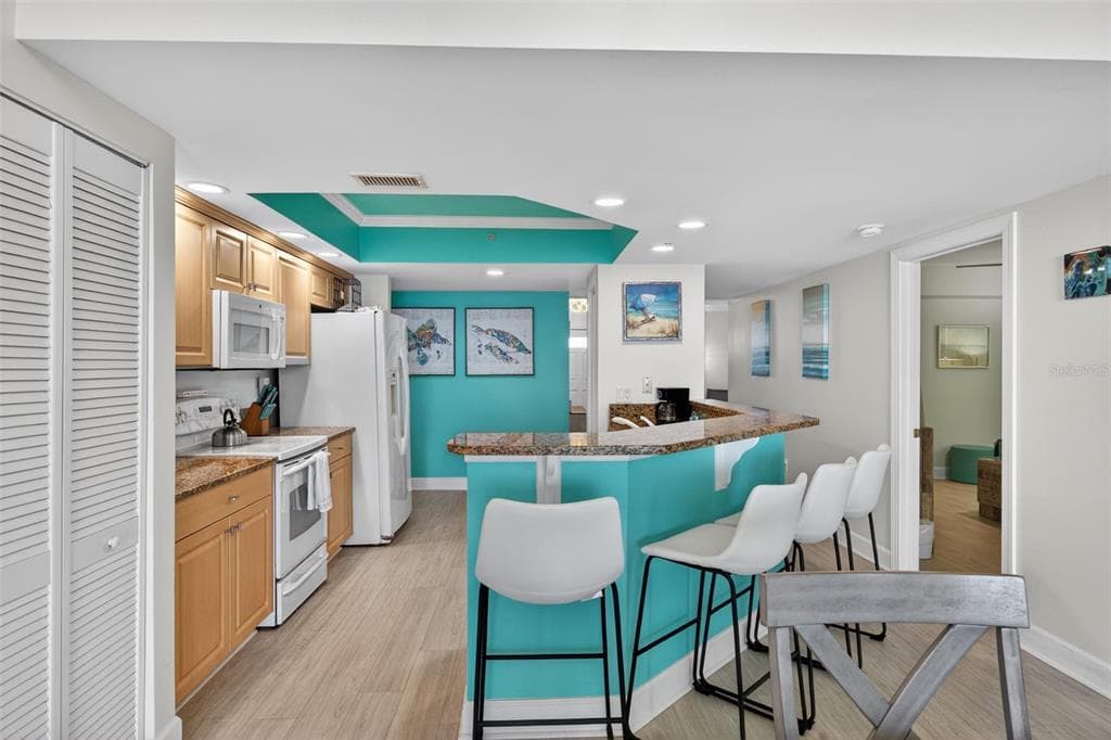 3315 S ATLANTIC AVENUE 1406 photo 17