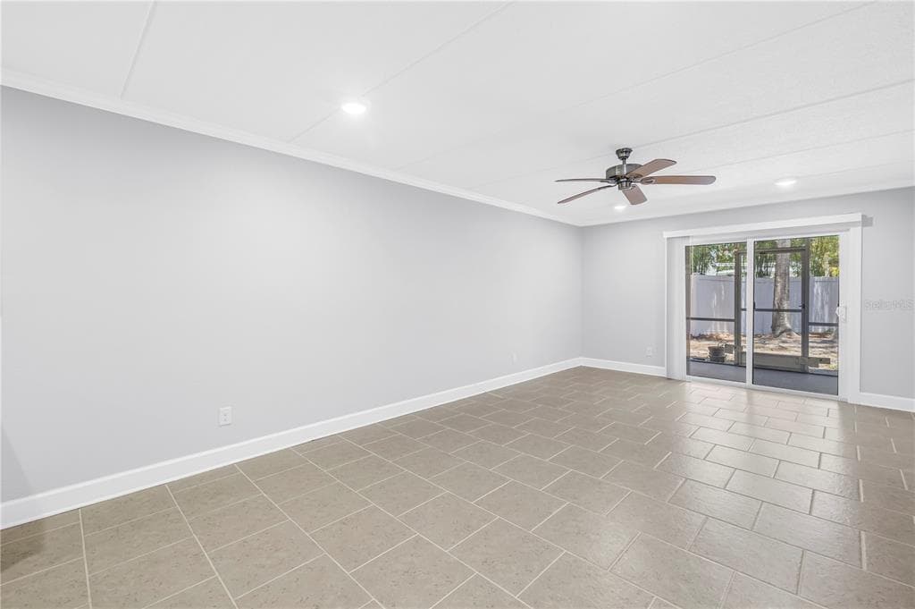 4435 1ST STREET NE 104 photo 9