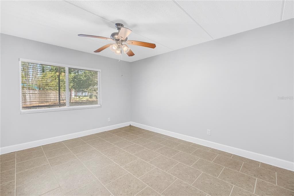 4435 1ST STREET NE 104 photo 15