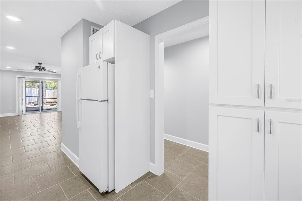 4435 1ST STREET NE 104 photo 8