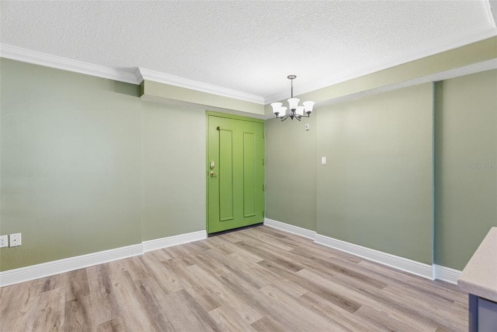 2413 BAYSHORE BOULEVARD 1004 photo 9