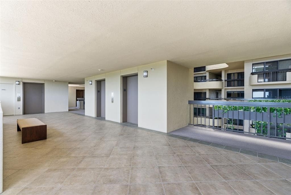 2413 BAYSHORE BOULEVARD 1004 photo 4