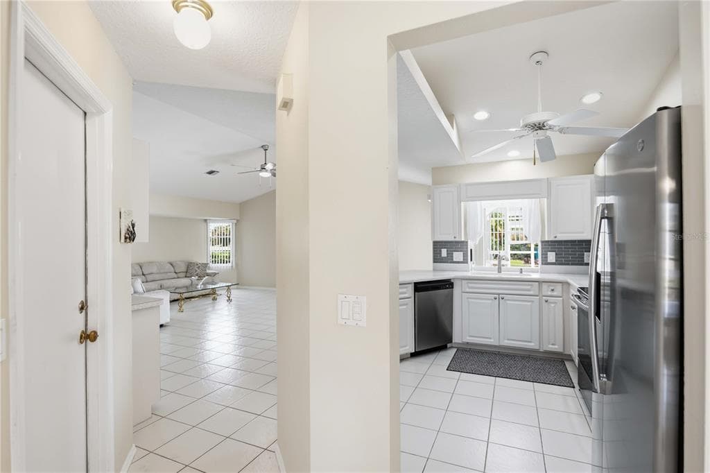 63 CLUBHOUSE ROAD photo 12