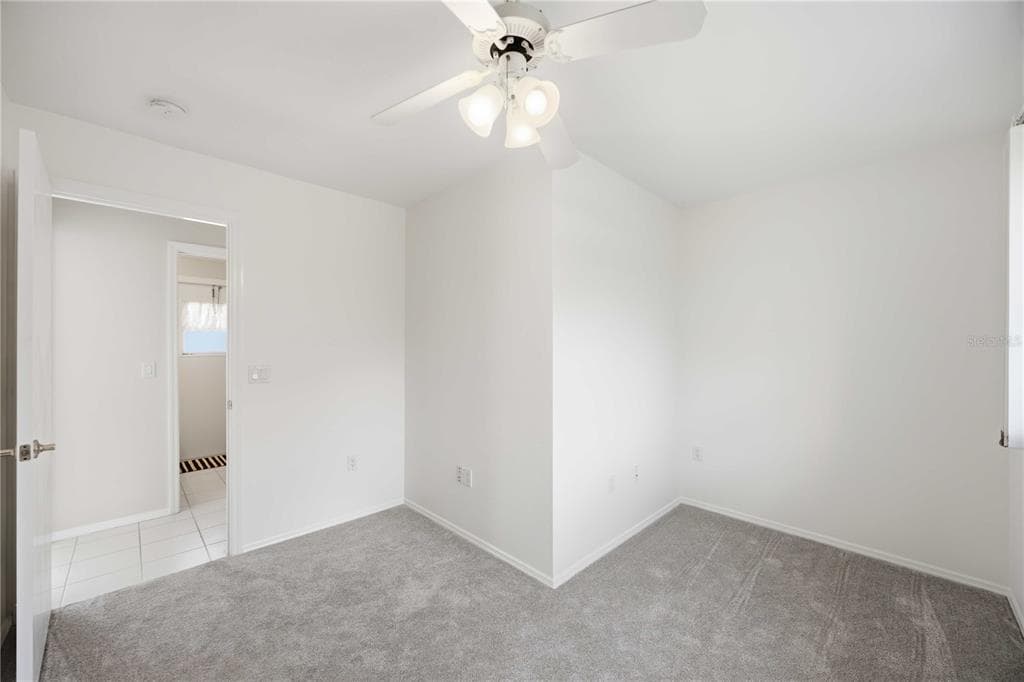 63 CLUBHOUSE ROAD photo 21
