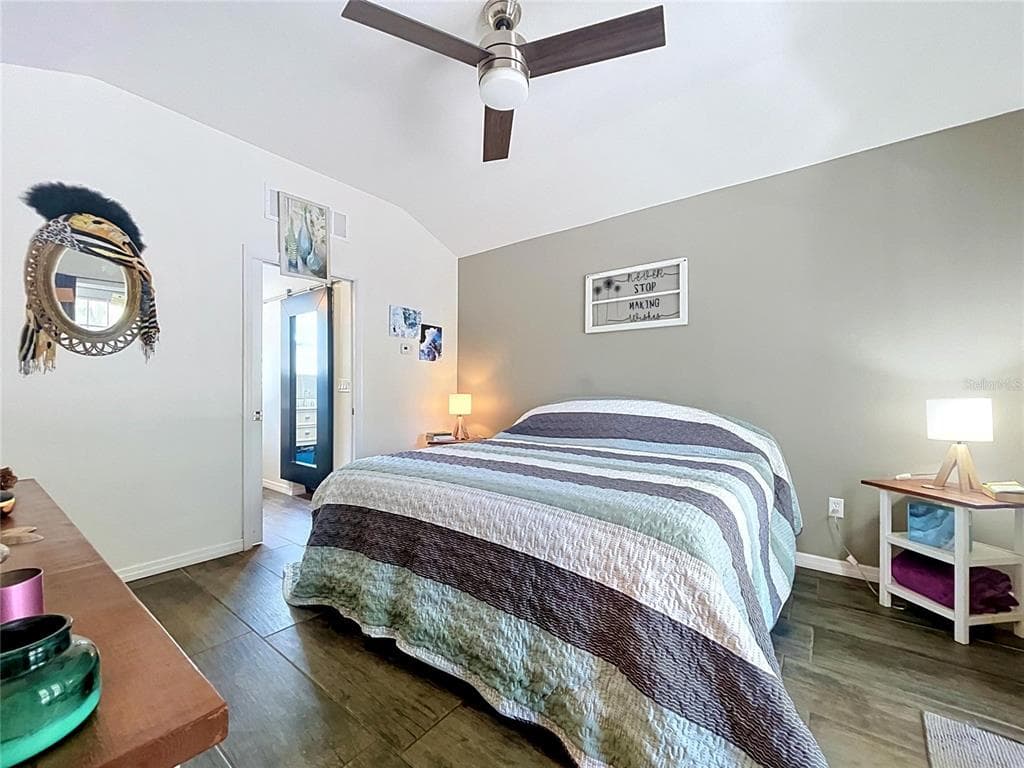 10824 PALMETTO STREET photo 18