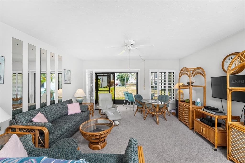 2955 N BEACH ROAD B-614 photo 7