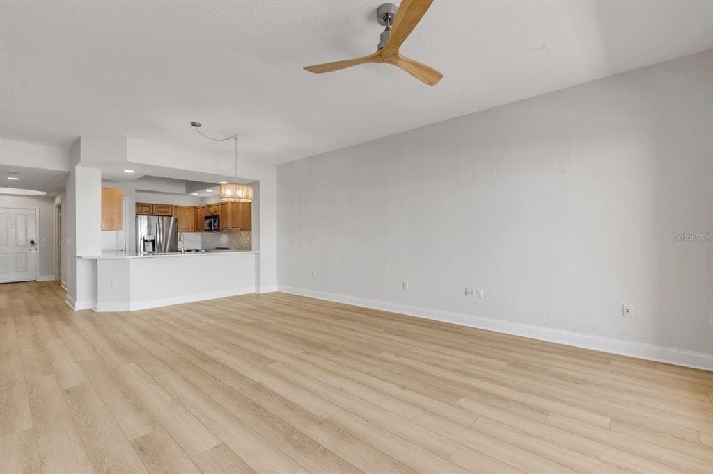 253 MINORCA BEACH WAY 604 photo 12
