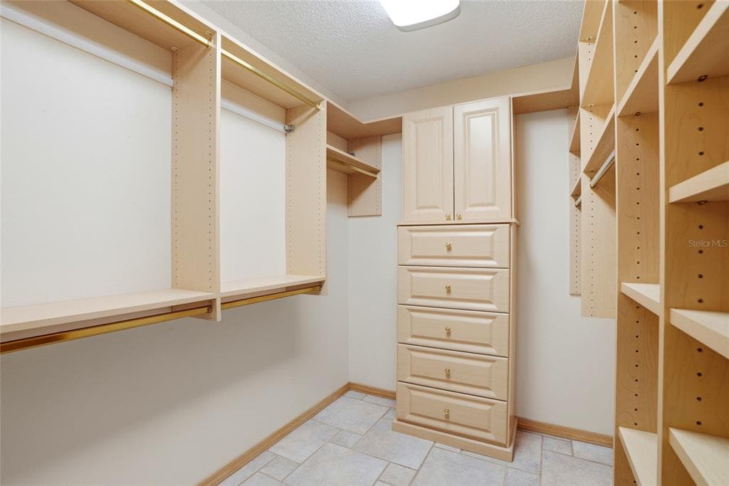 3493 SHORELINE CIRCLE photo 17