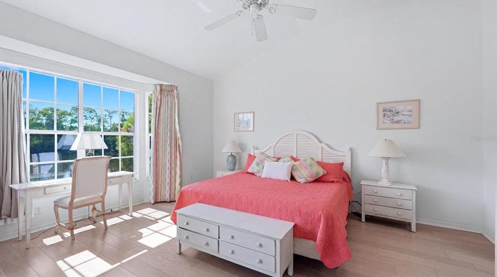 7706 WHITEBRIDGE GLEN photo 16