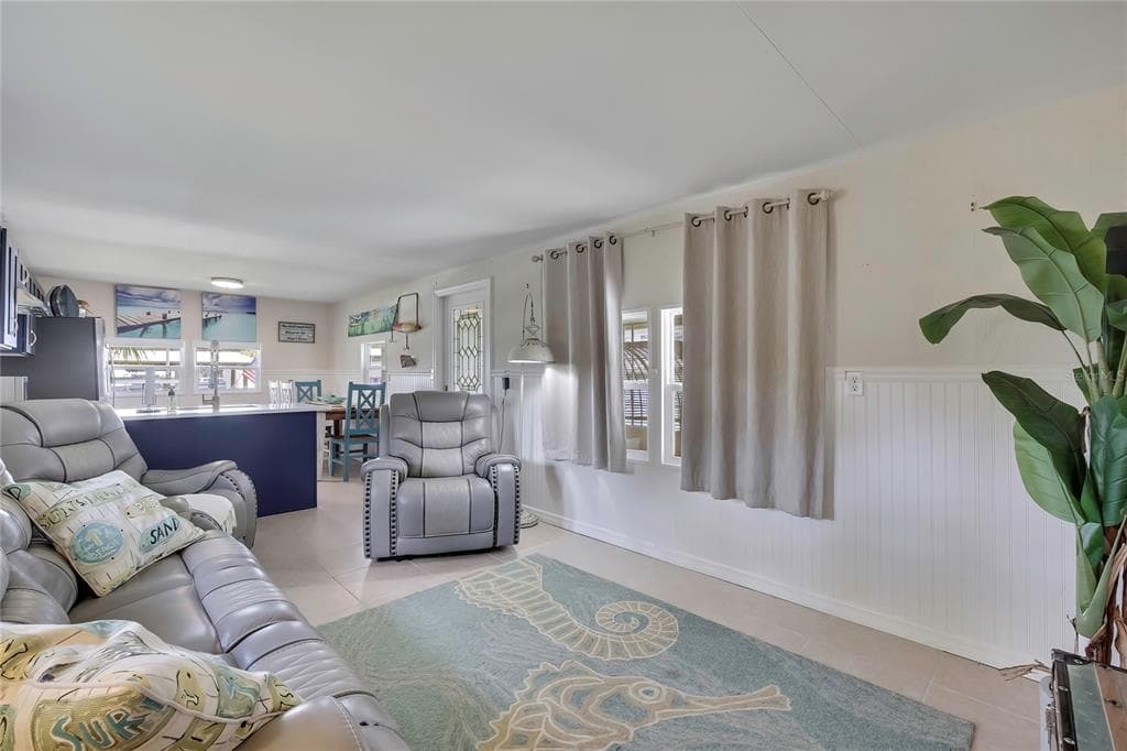 2630 N COMANCHE POINT photo 5