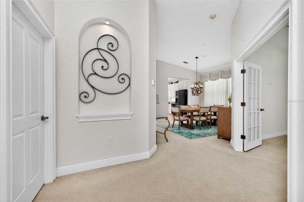 268 LEWIS CIRCLE 143 photo 6