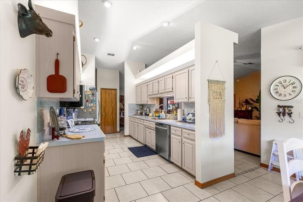 2964 S CYGNET TERRACE photo 12