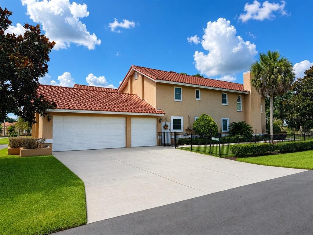 2954 PLANTATION ROAD photo 3