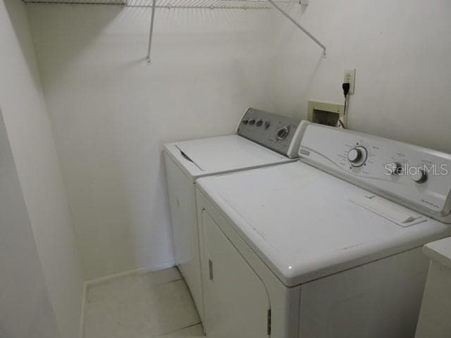 1433 MEDITERRANEAN DRIVE C photo 20