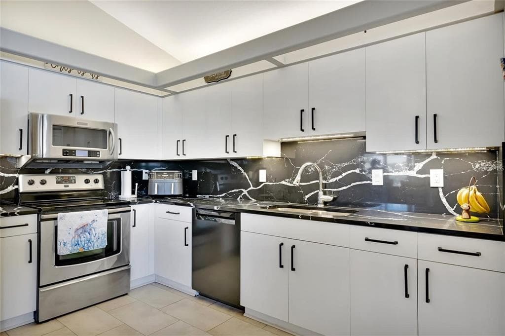 4538 35TH AVENUE CIRCLE E photo 10