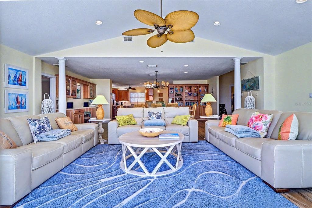 495 HARBOR DRIVE S photo 22
