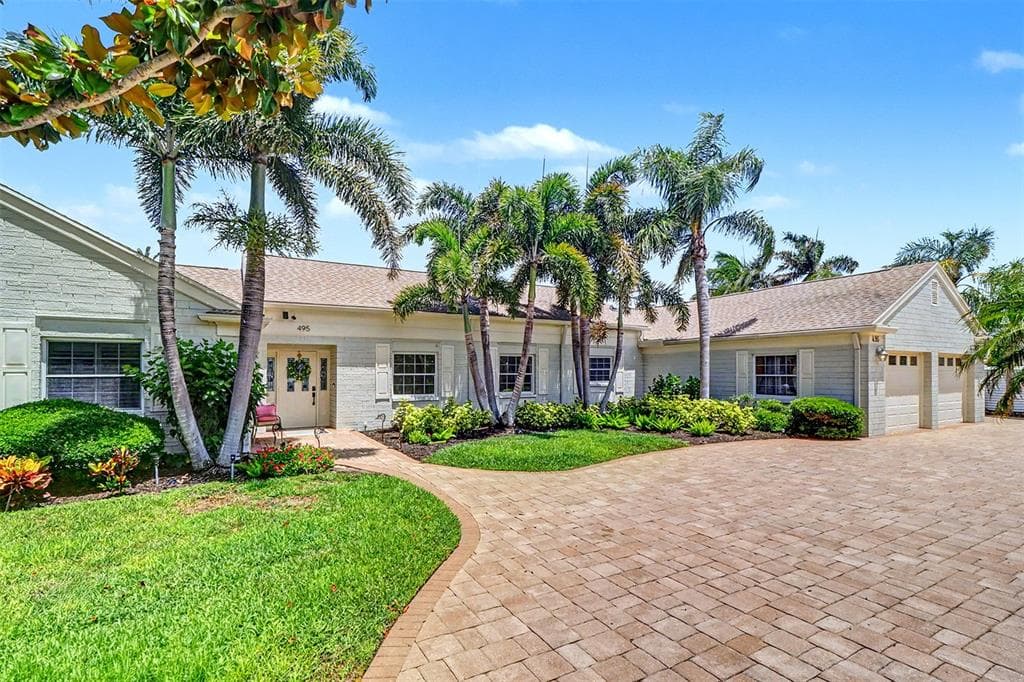 495 HARBOR DRIVE S photo 10