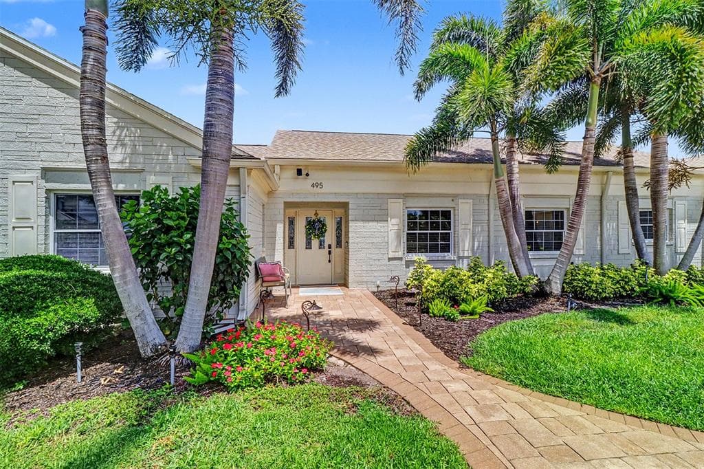 495 HARBOR DRIVE S photo 11