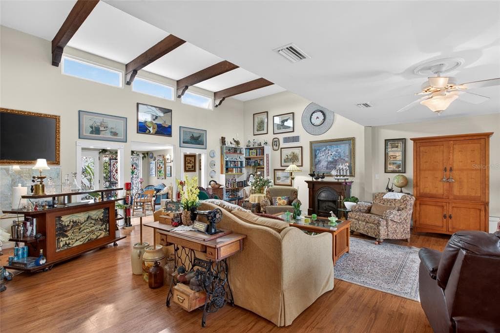 1411 JACOBSON CIRCLE photo 18
