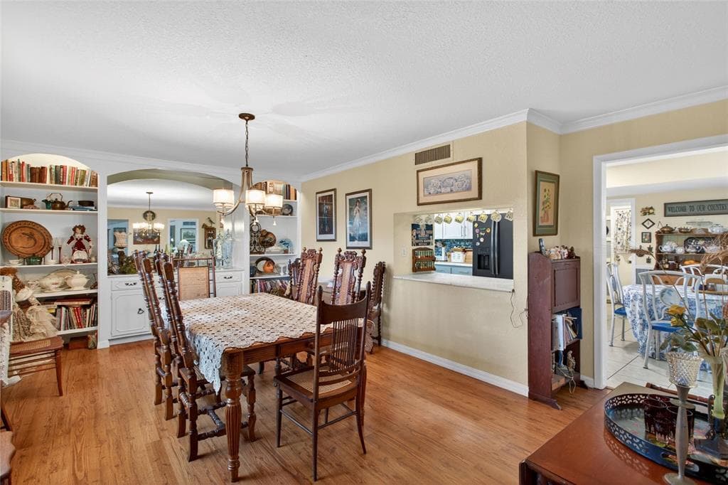 1411 JACOBSON CIRCLE photo 19