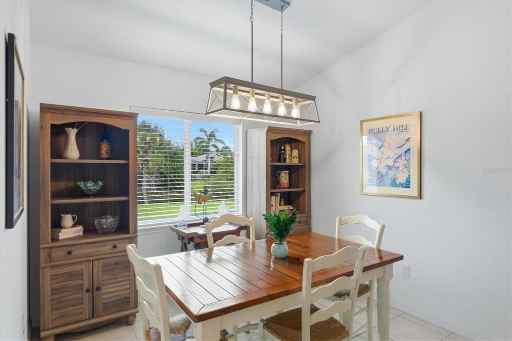 150 BAYTREE DRIVE photo 17
