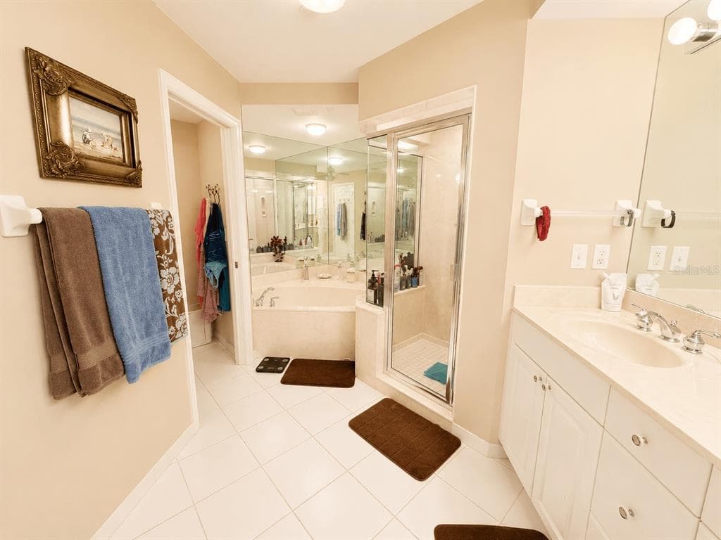 8600 S OCEAN DRIVE 402 photo 23