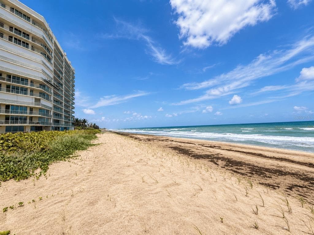 8600 S OCEAN DRIVE 402 photo 3