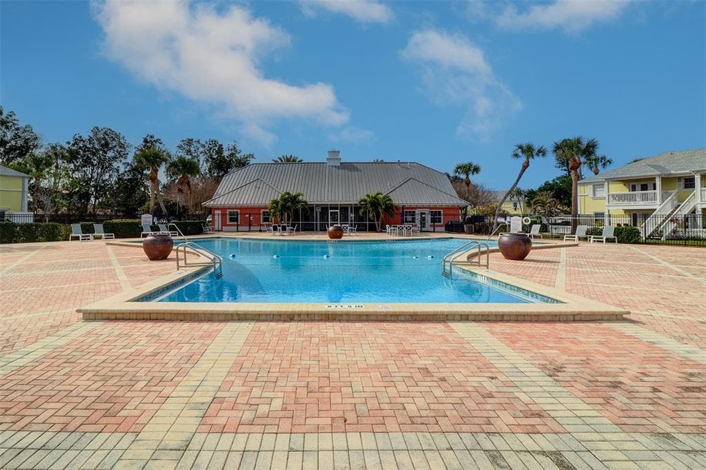 225 POMPANO DRIVE SE C photo 22