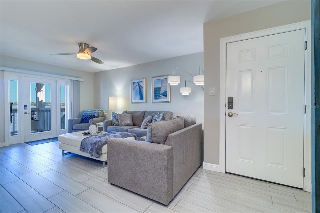 225 POMPANO DRIVE SE C photo 5